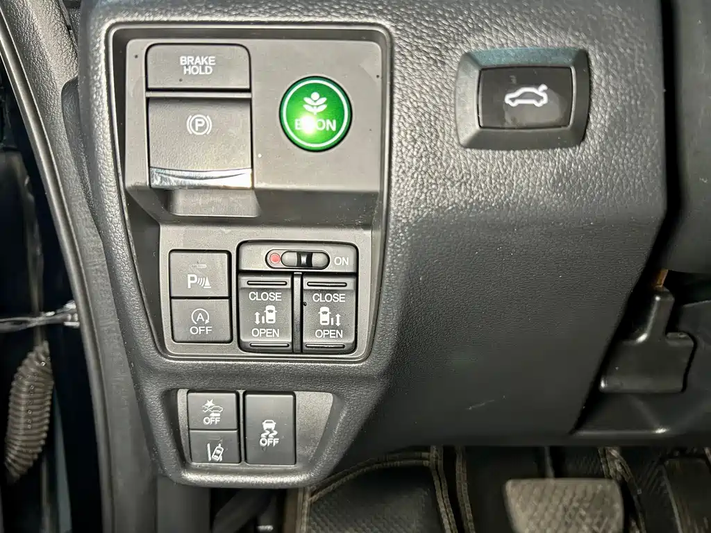 Honda Elysion — миниатюра 20