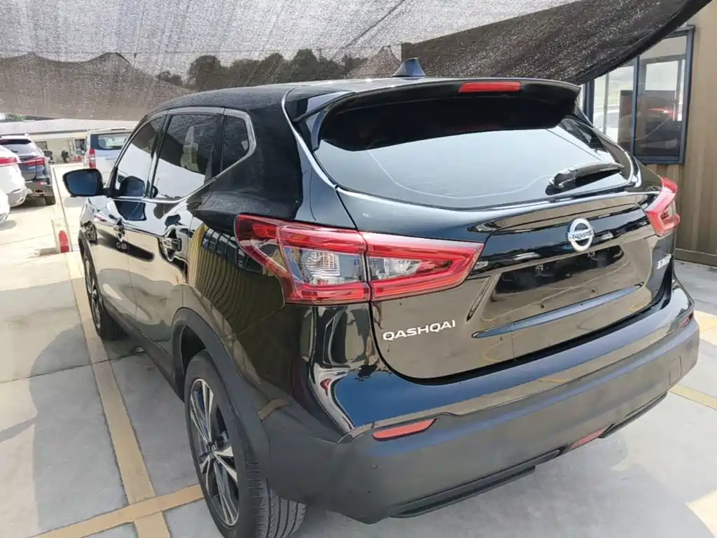 Nissan Qashqai — миниатюра 5