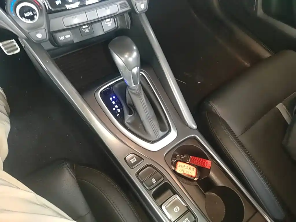 Hyundai Fista — миниатюра 14