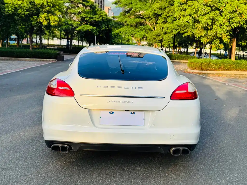 Porsche Panamera — миниатюра 10