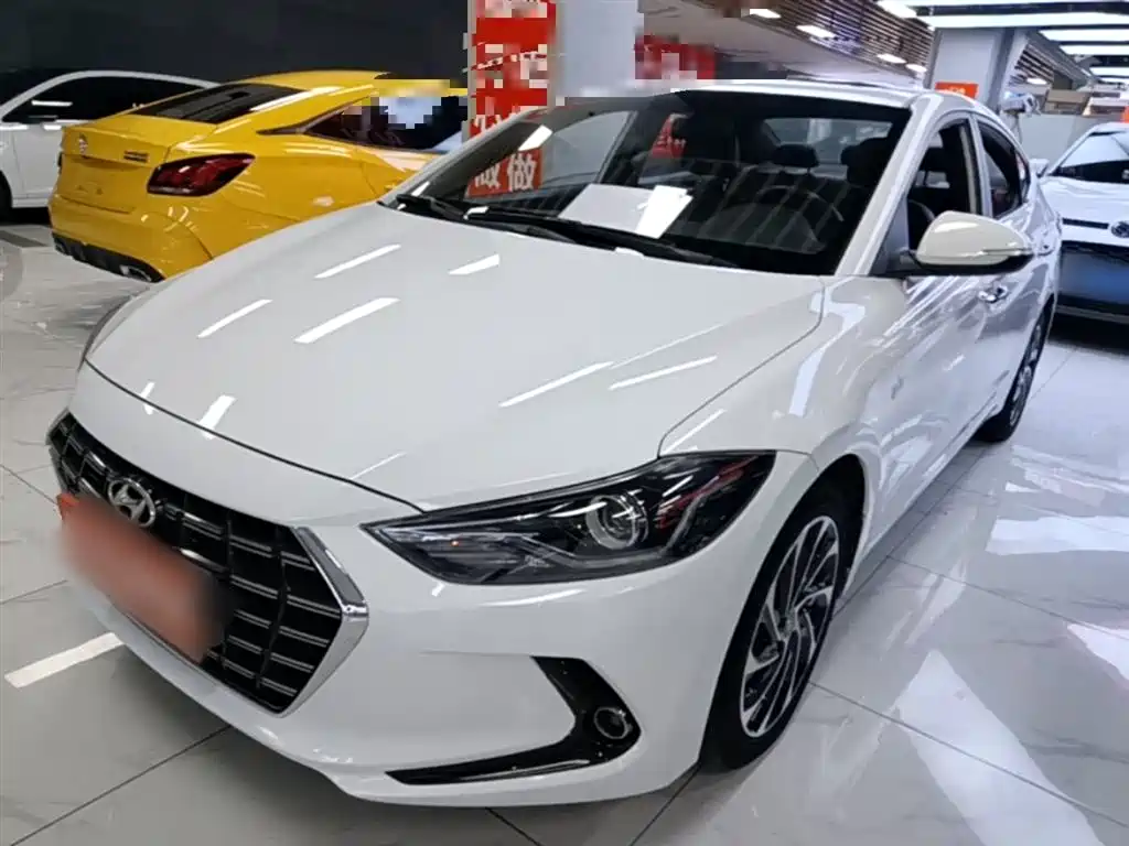 Hyundai Elantra 2019