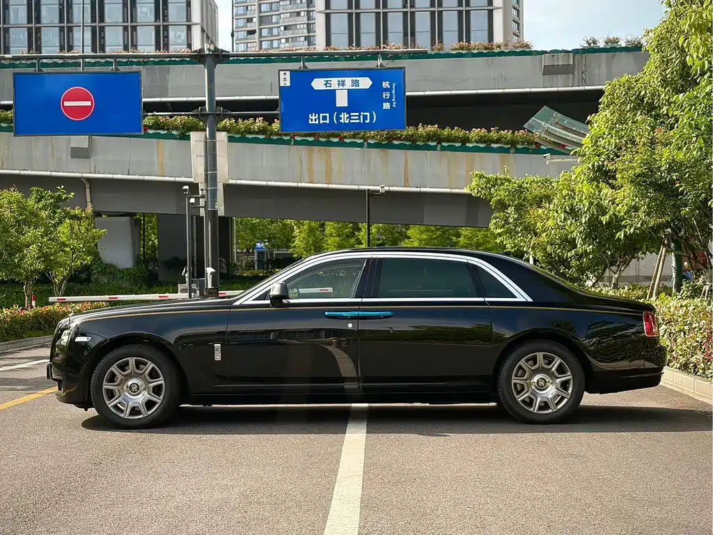 Rolls-Royce Ghost — миниатюра 7