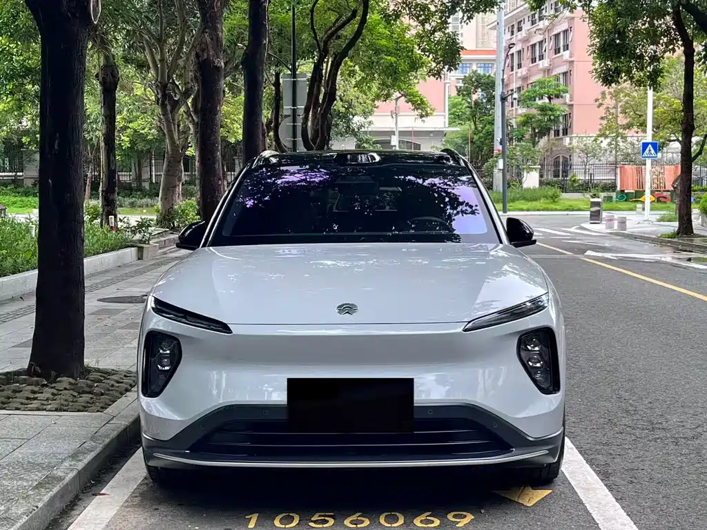 NIO ES6 — миниатюра 2