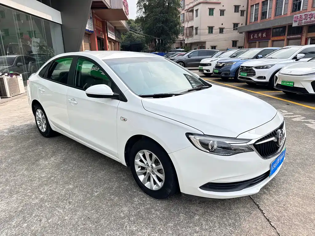 Buick Excelle — миниатюра 3