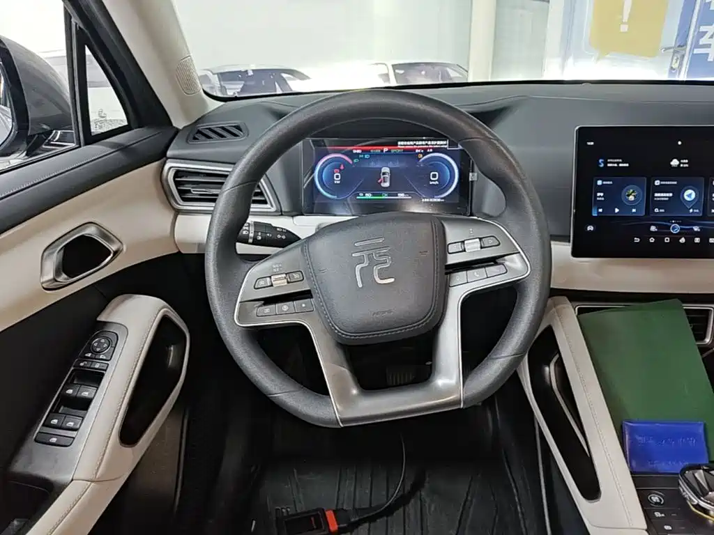 BYD Yuan UP — миниатюра 11