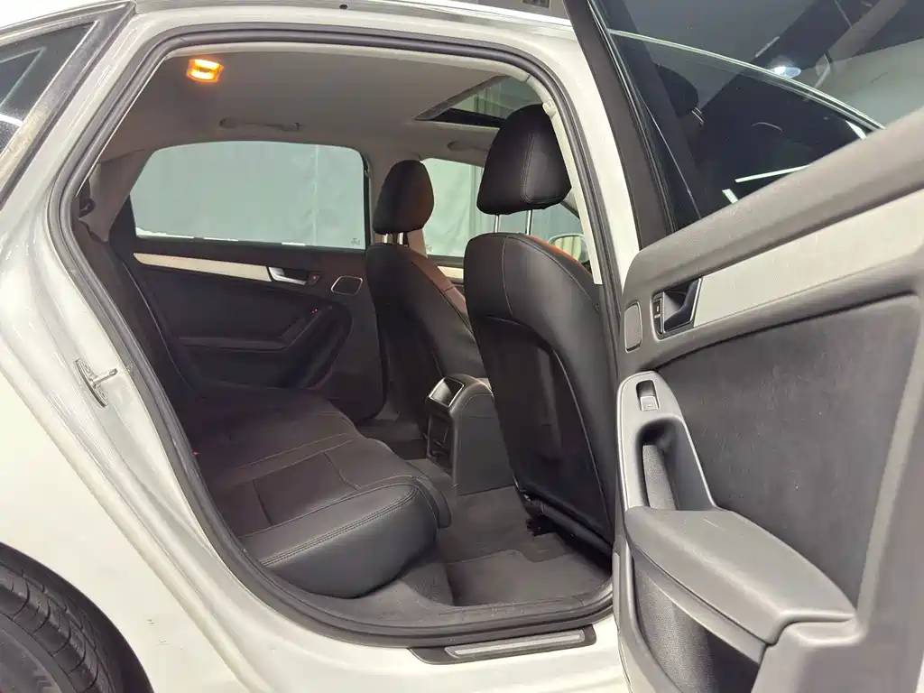 Audi A4L — миниатюра 15
