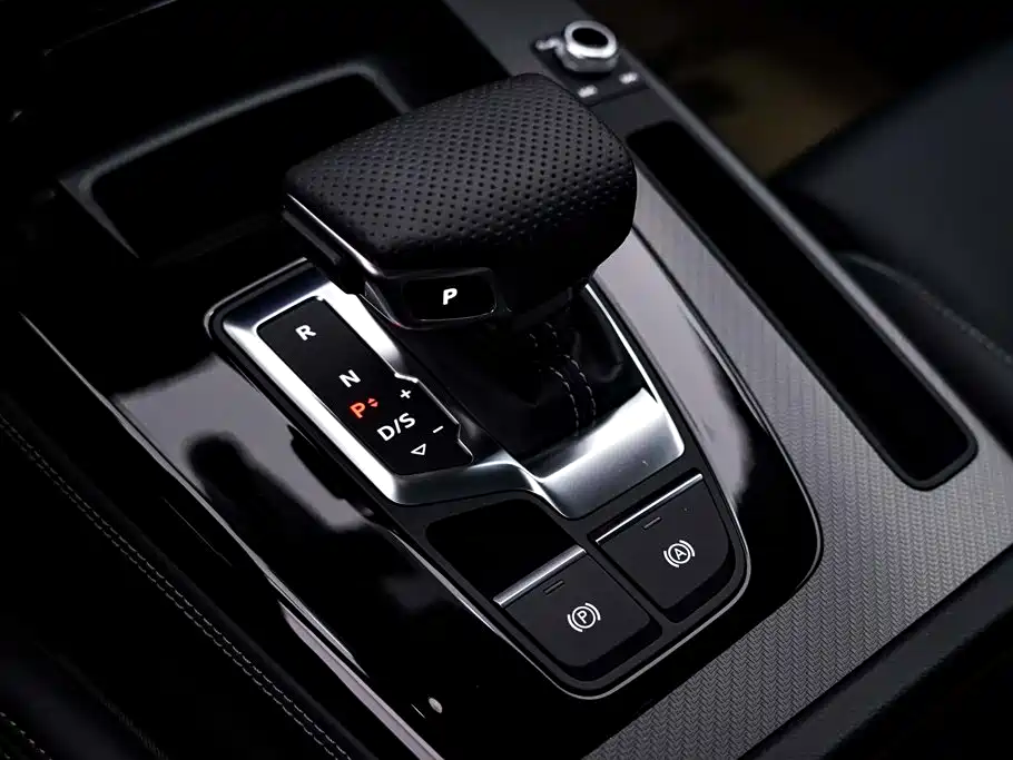 Audi Q5L — миниатюра 21