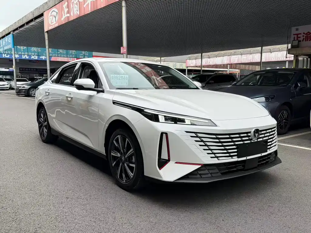 Changan Eado — миниатюра 3