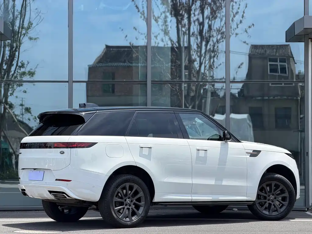 Land Rover Range Rover Sport 2023 400PS Dynamic SE