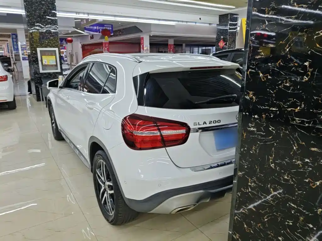 Mercedes-Benz GLA — миниатюра 5