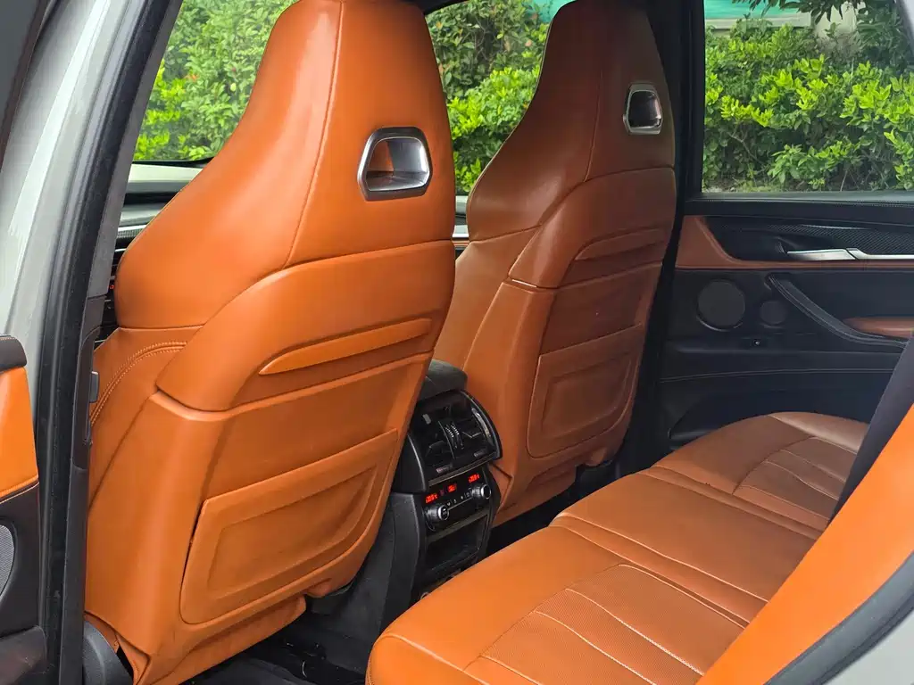 BMW X5 M — миниатюра 7