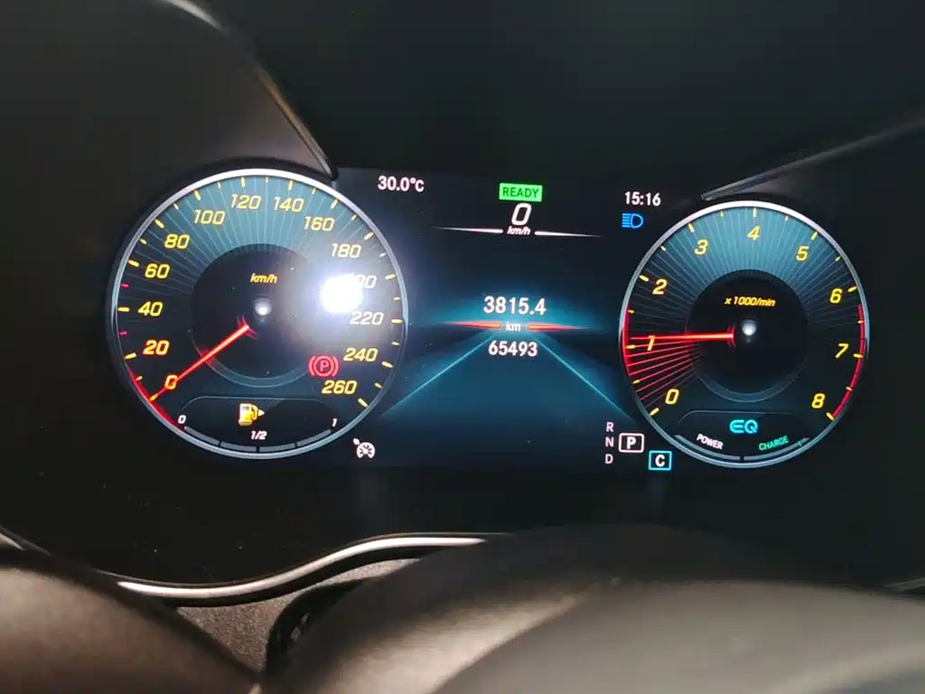 Mercedes-Benz C-Class — миниатюра 12