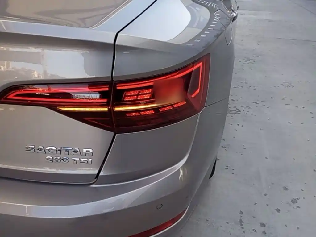 Volkswagen Sagitar — миниатюра 8