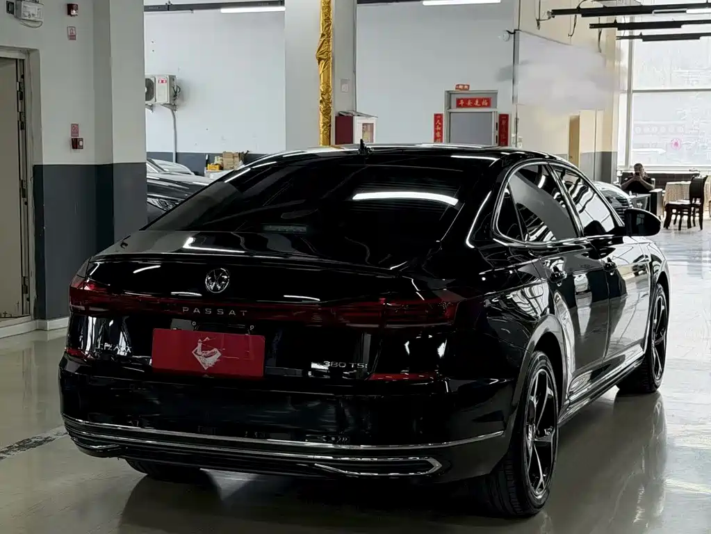 Volkswagen Passat — миниатюра 9