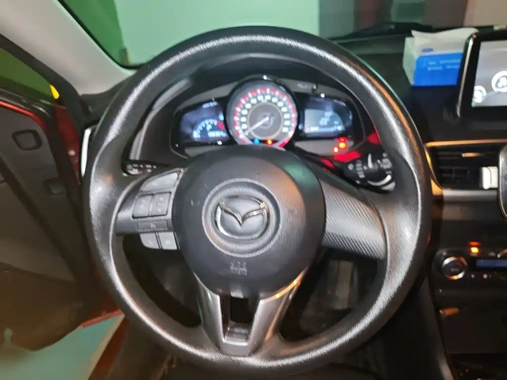 Mazda 3 Axela — миниатюра 3