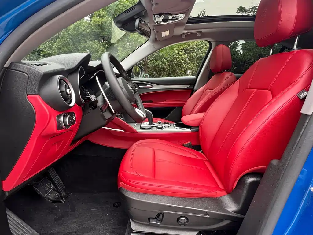 Alfa Romeo Stelvio — миниатюра 4