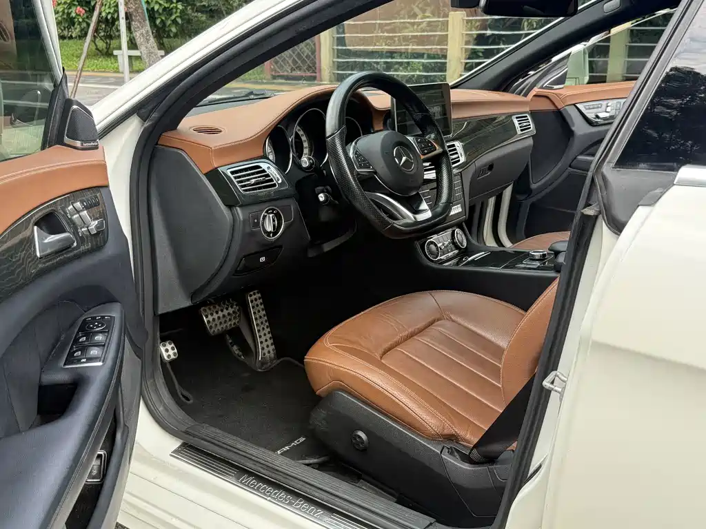 Mercedes-Benz CLS — миниатюра 9