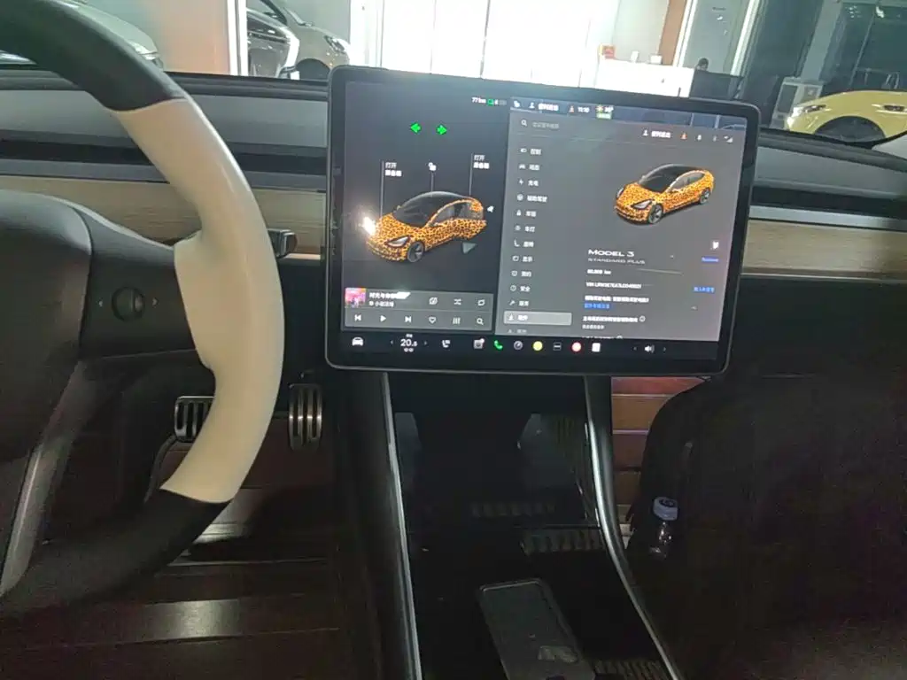 Tesla Model 3 — миниатюра 13
