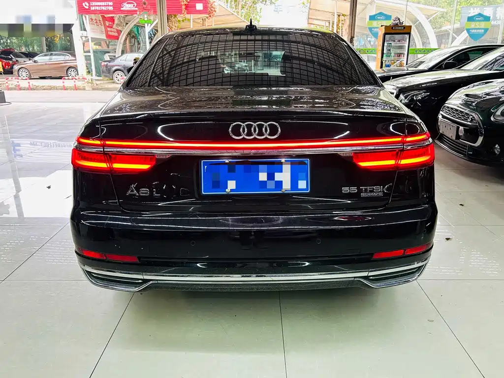 Audi A8 — миниатюра 5