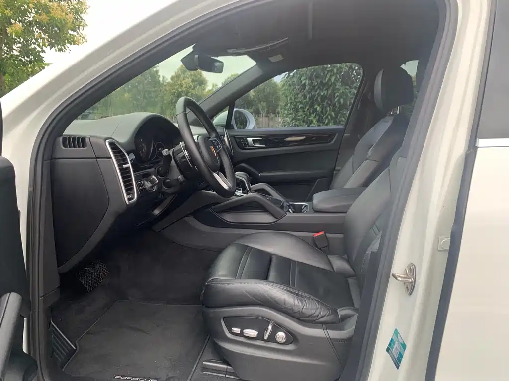 Porsche Cayenne 2019 Cayenne 3.0T