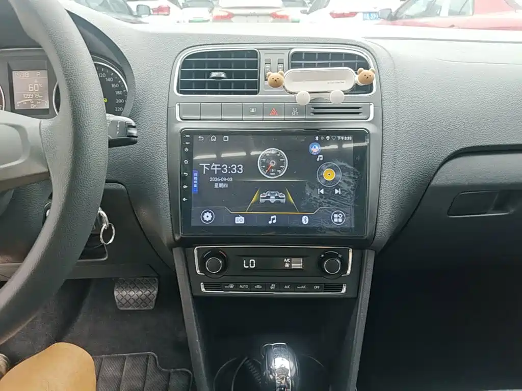 Volkswagen Polo — миниатюра 13
