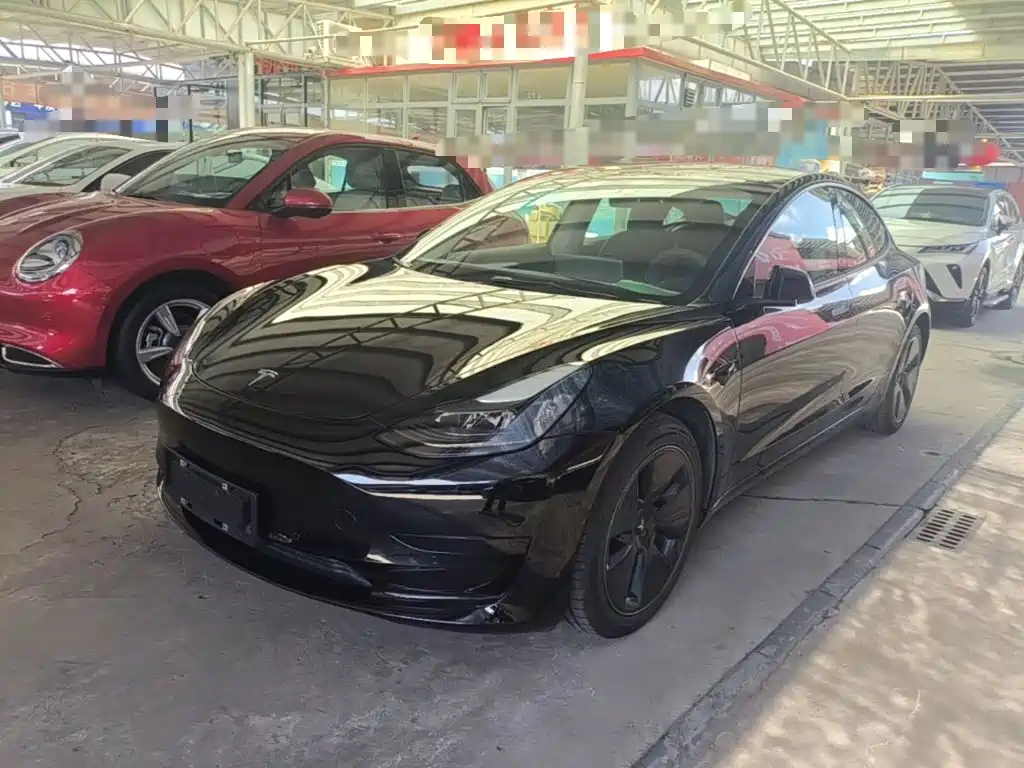Tesla Model 3 — миниатюра 2