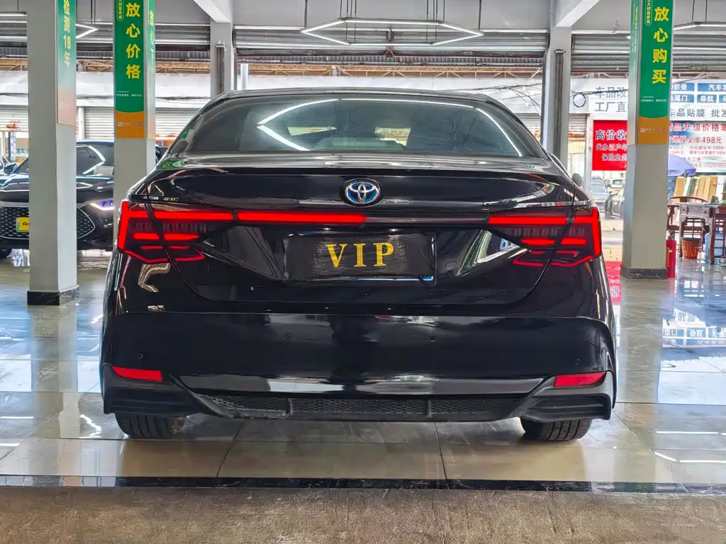Toyota Avalon — миниатюра 10
