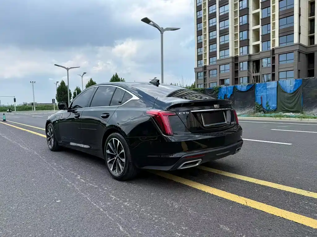 Cadillac CT5 — миниатюра 9