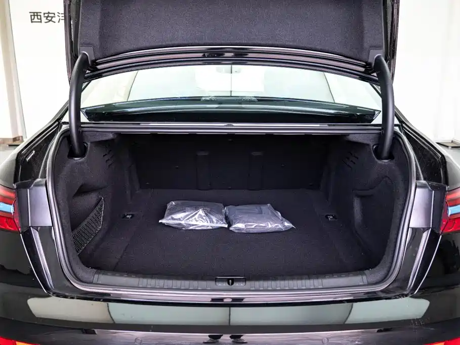 Audi A6L 2026 45 TFSI quattro