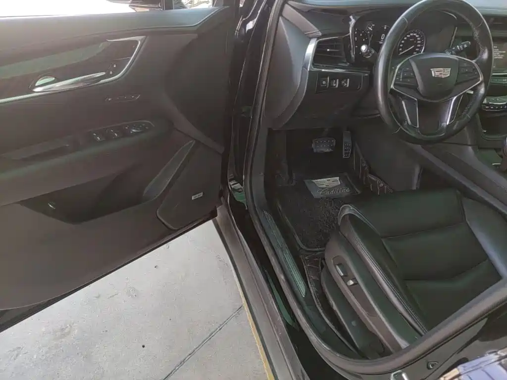 Cadillac XT5 — миниатюра 16