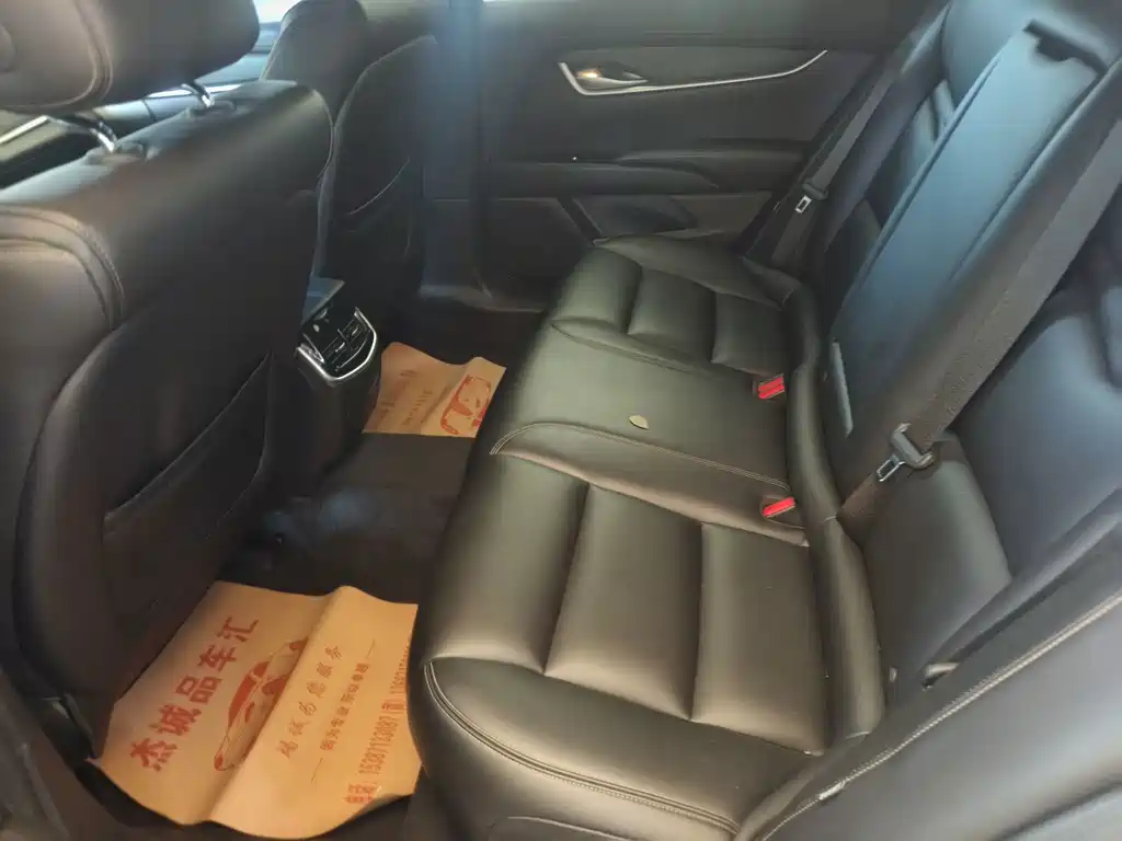 Cadillac XTS — миниатюра 10