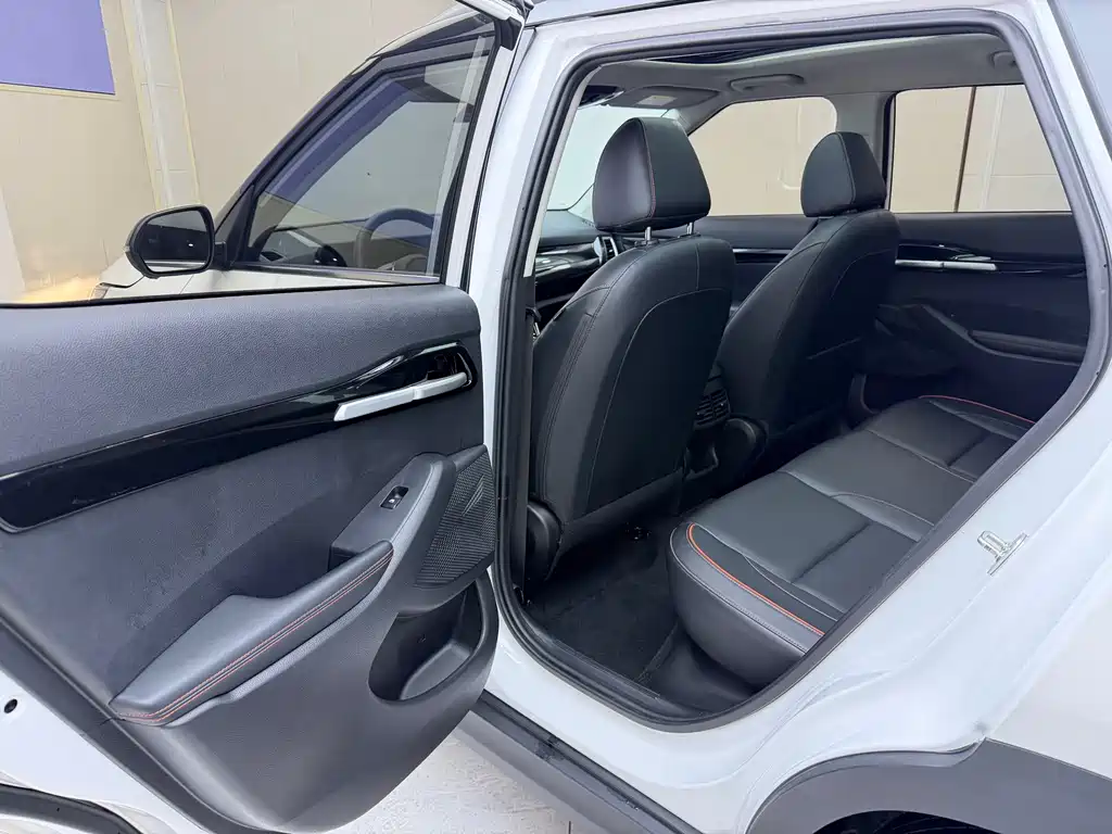 Kia Seltos — миниатюра 15