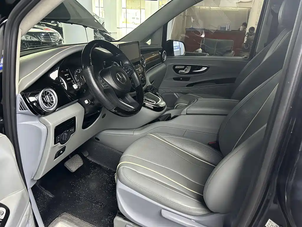 Mercedes-Benz Vito — миниатюра 6