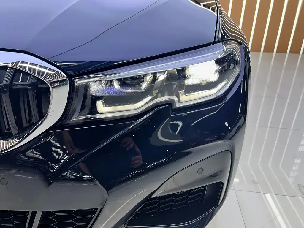 BMW 3 Series — миниатюра 4