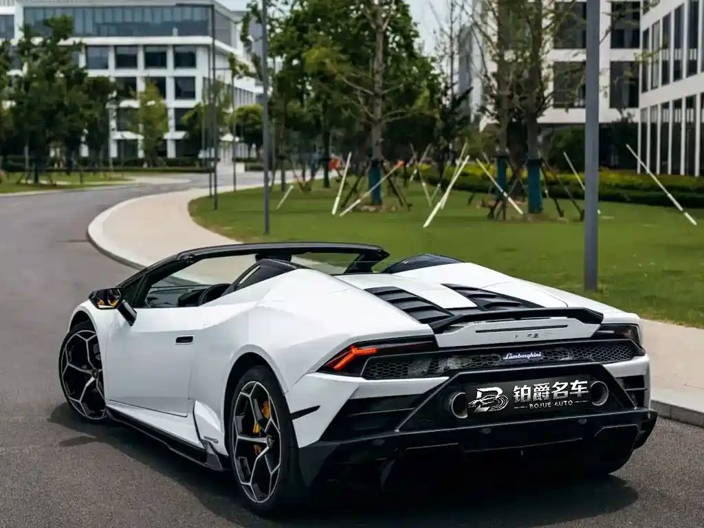 Lamborghini Huracán — миниатюра 3