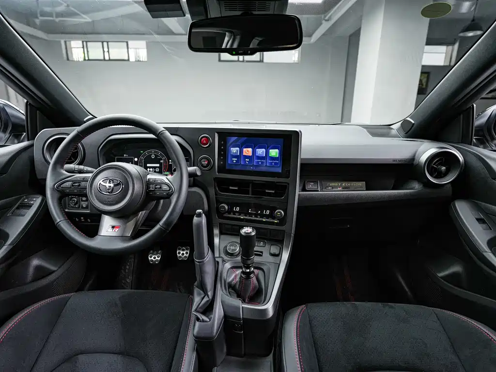 Toyota GR YARIS — миниатюра 9
