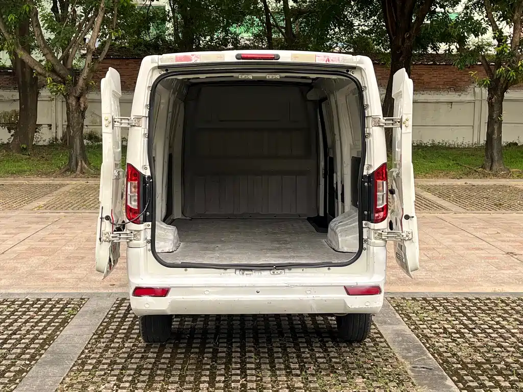 Dongfeng EM27 — миниатюра 13