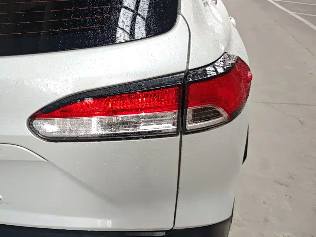 Toyota Frontlander — миниатюра 8