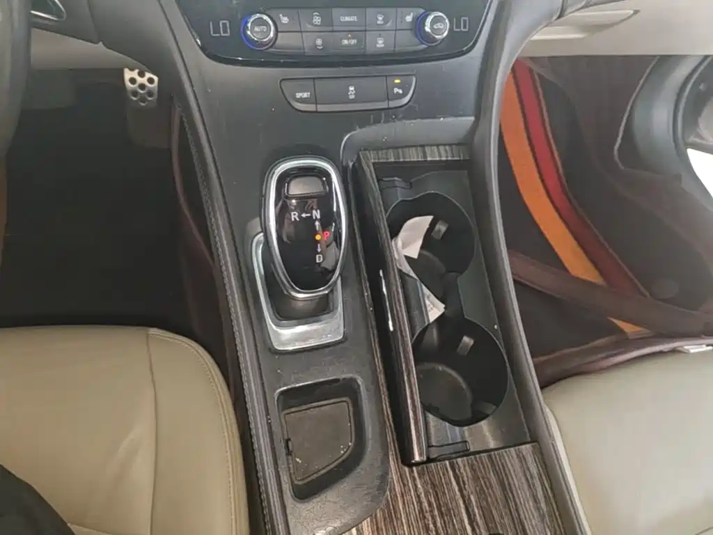 Buick LaCrosse — миниатюра 14