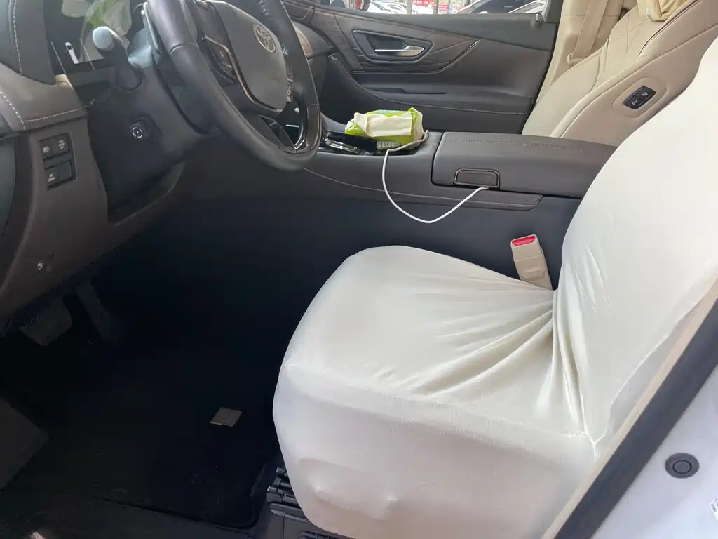 Toyota Alphard 2024 2.5L Premium