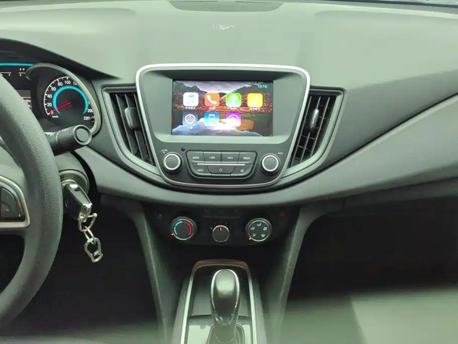 Chevrolet Cavalier — миниатюра 13