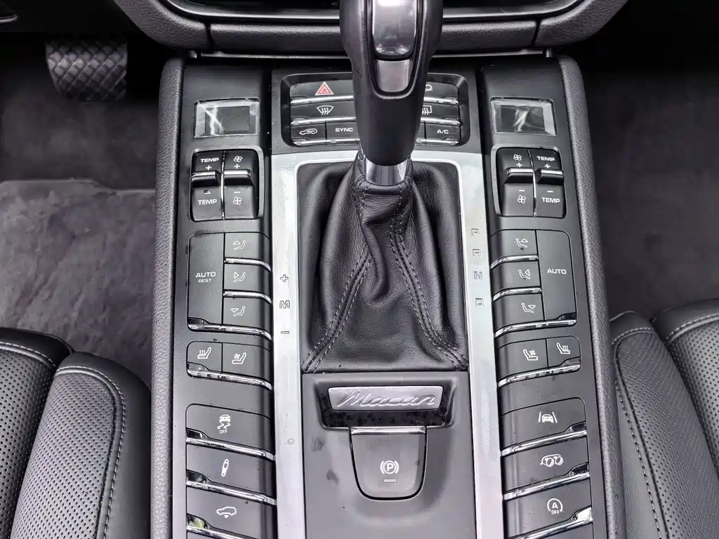 Porsche Macan — миниатюра 19
