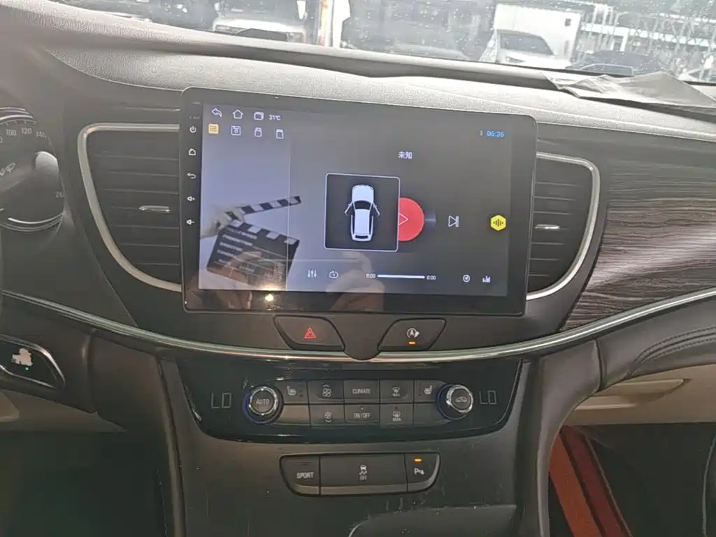 Buick LaCrosse — миниатюра 13