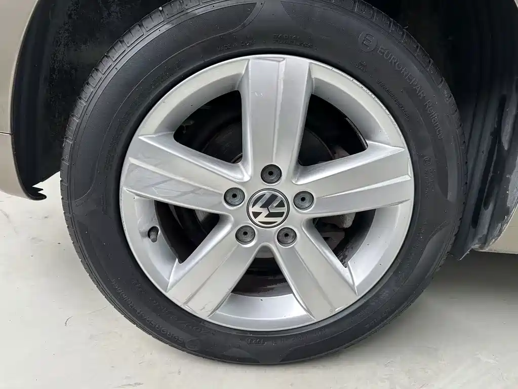 Volkswagen Touran — миниатюра 13