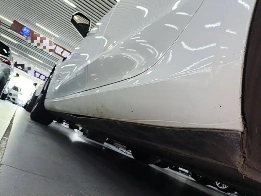 Tesla Model 3 — миниатюра 22