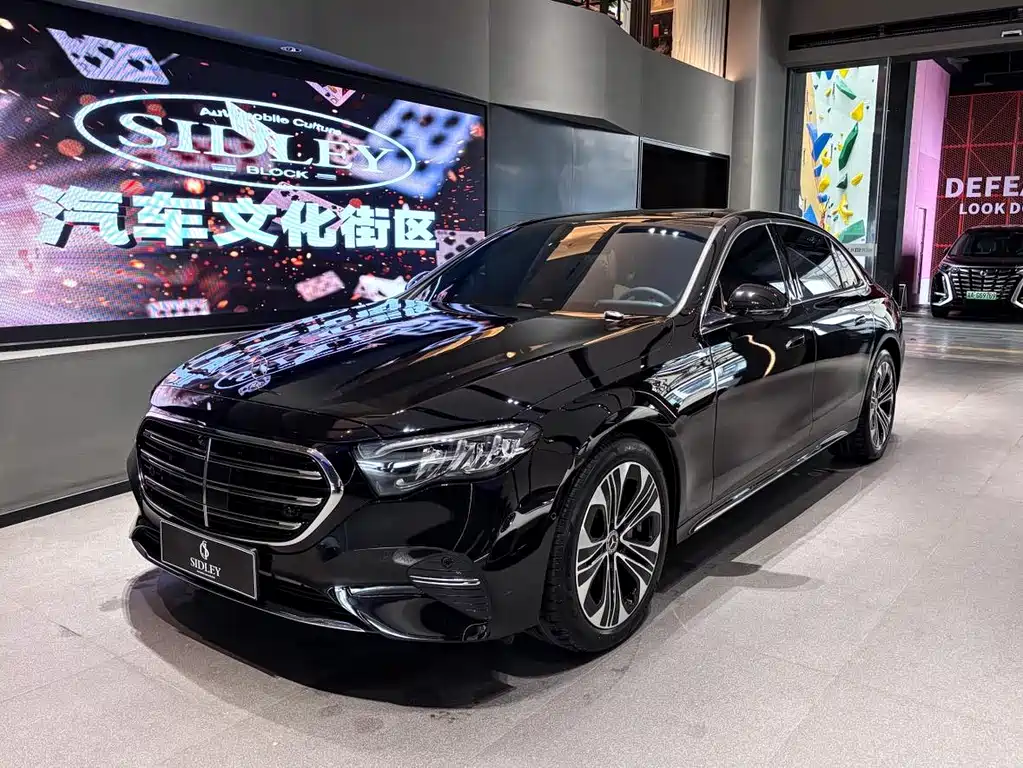 Mercedes-Benz E-Class 2025
