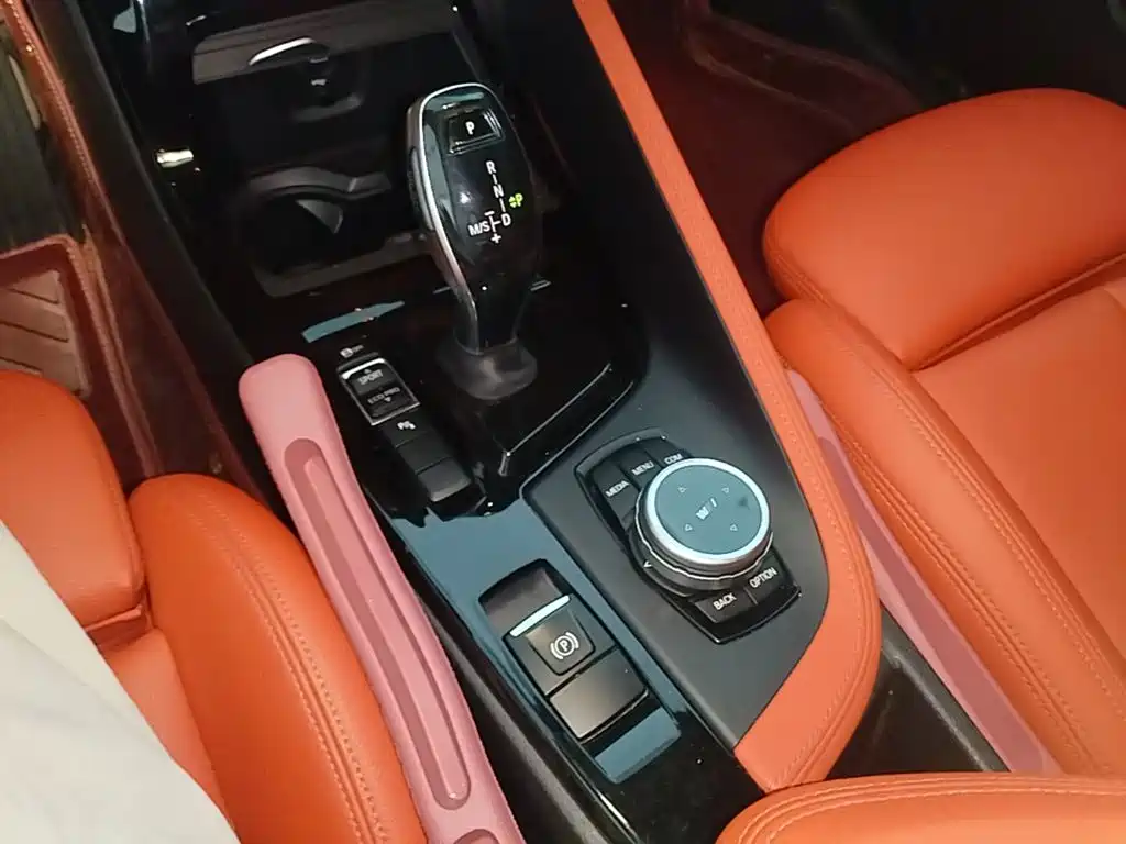 BMW X2 — миниатюра 14