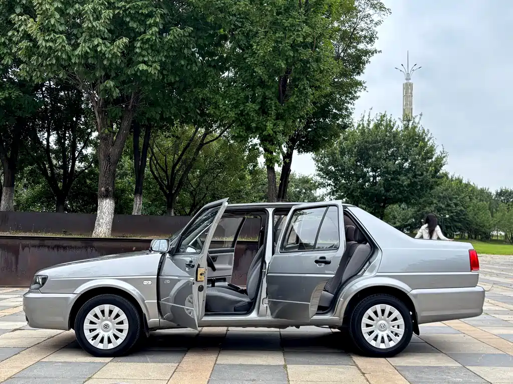 Volkswagen Jetta — миниатюра 7