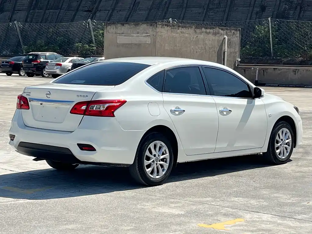 Nissan Sylphy — миниатюра 3