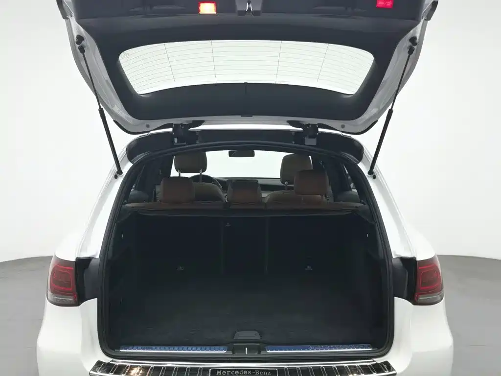 Mercedes-Benz GLC — миниатюра 16